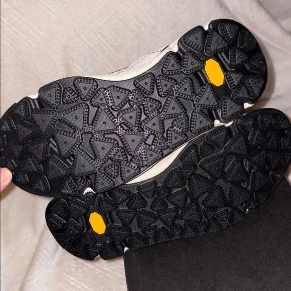 NWT Flower Mountain IWANO 2 UNI Suede and technical fabric sneakers -White-Black - Picture 15 of 16